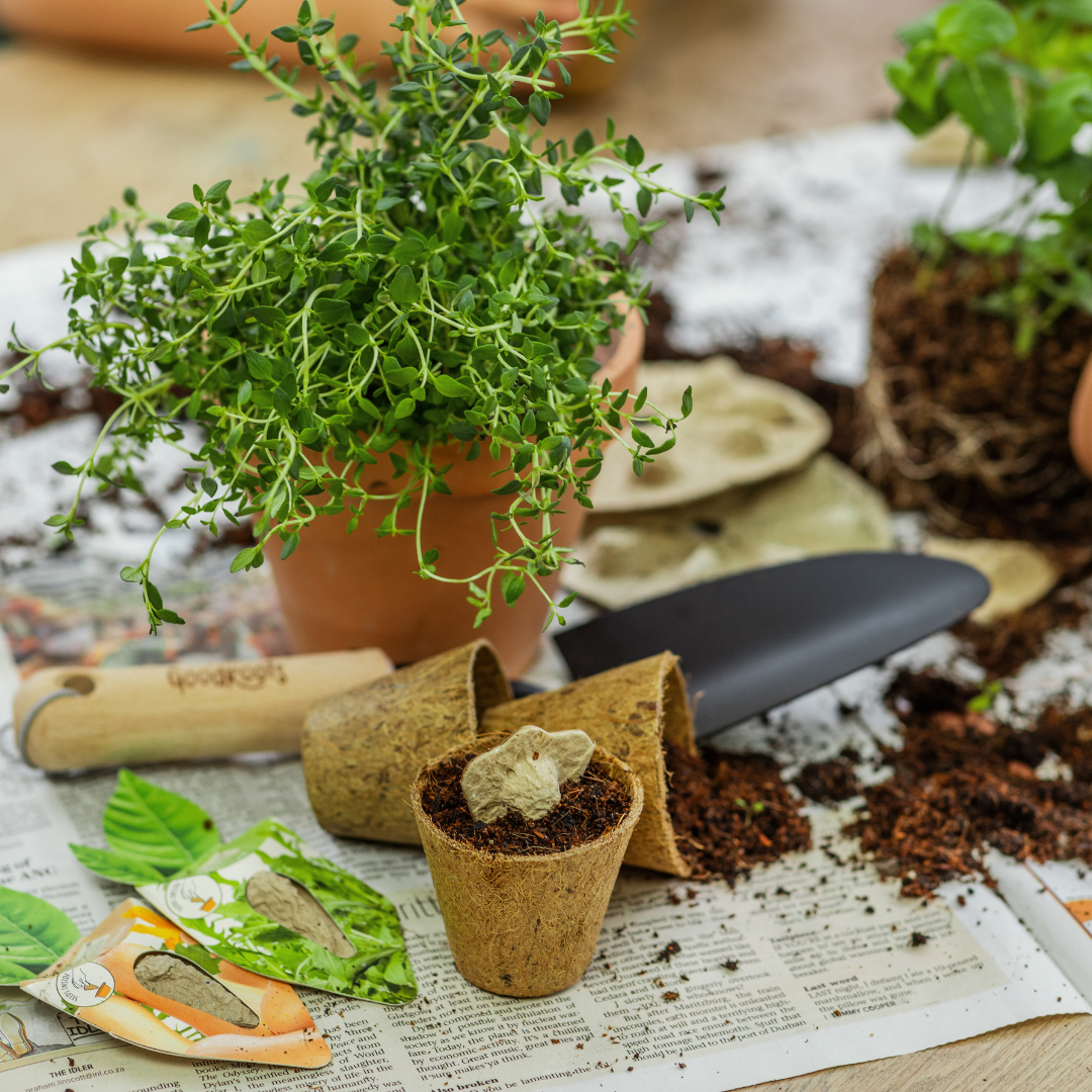 Good Roots Hand Trowel